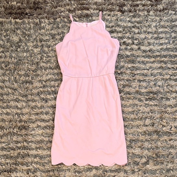 Chic Pink Midi Dress with Scalloped Hem